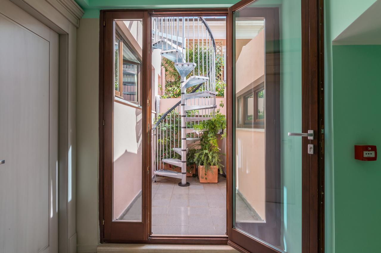L'Ambasciata Hotel De Charme Cagliari Buitenkant foto
