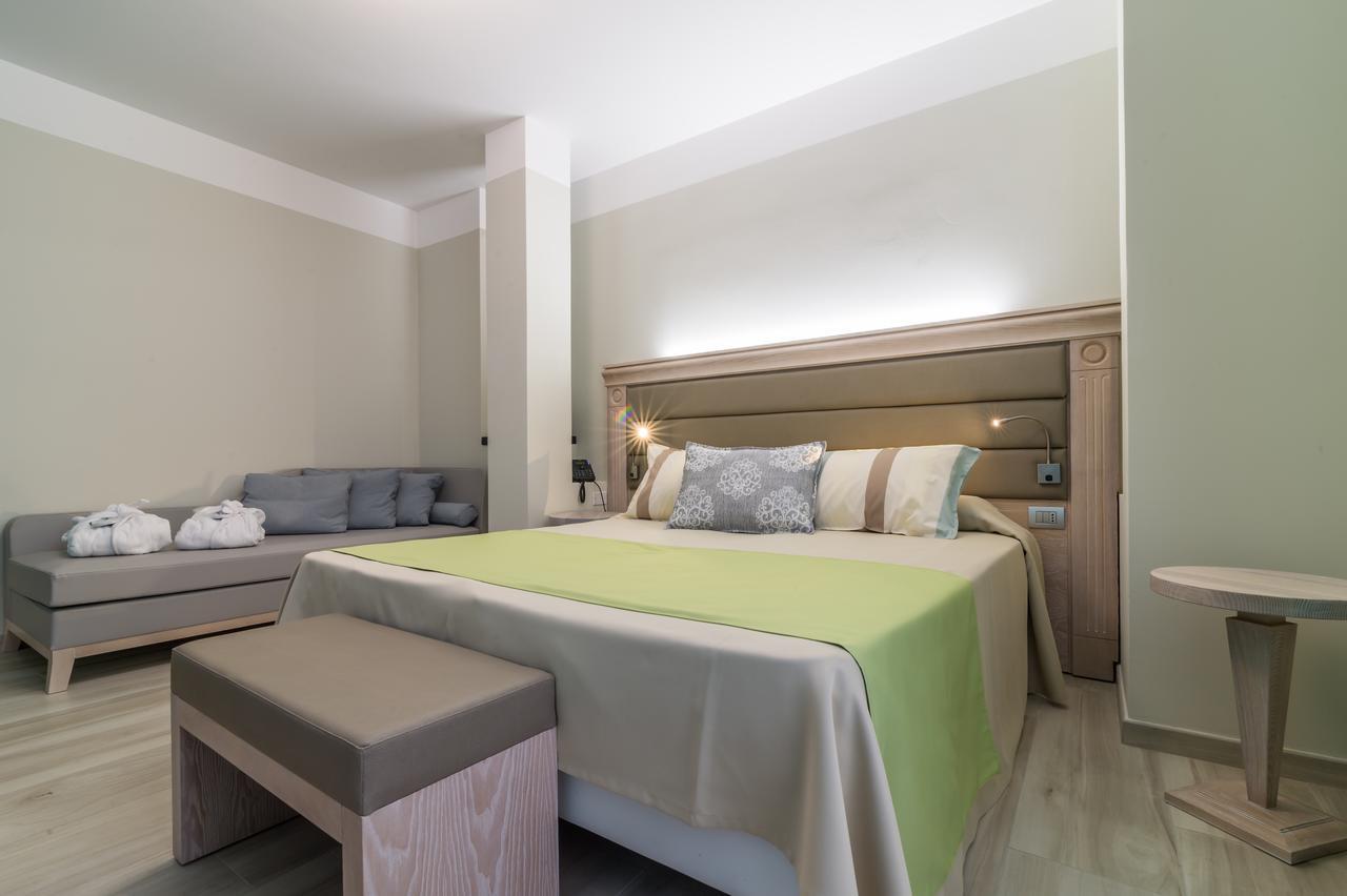 L'Ambasciata Hotel De Charme Cagliari Buitenkant foto