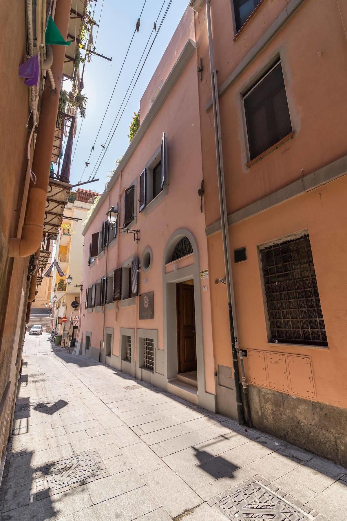 L'Ambasciata Hotel De Charme Cagliari Buitenkant foto