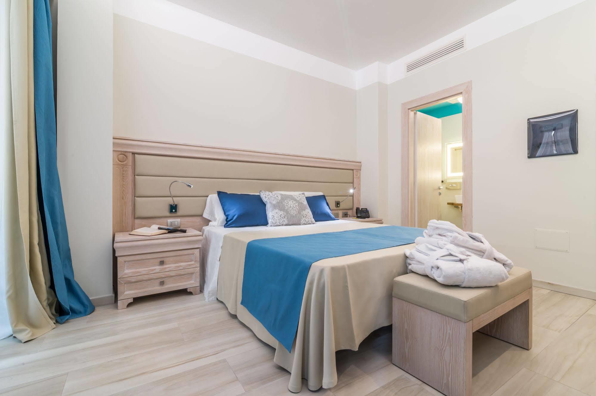 L'Ambasciata Hotel De Charme Cagliari Buitenkant foto