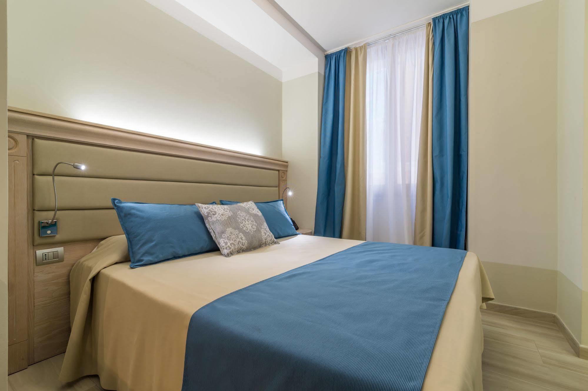 L'Ambasciata Hotel De Charme Cagliari Buitenkant foto