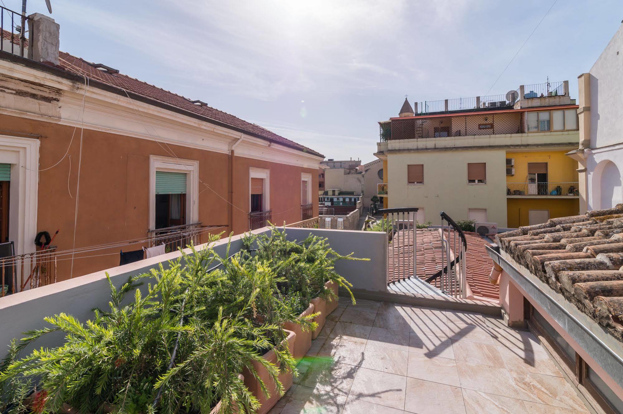L'Ambasciata Hotel De Charme Cagliari Buitenkant foto